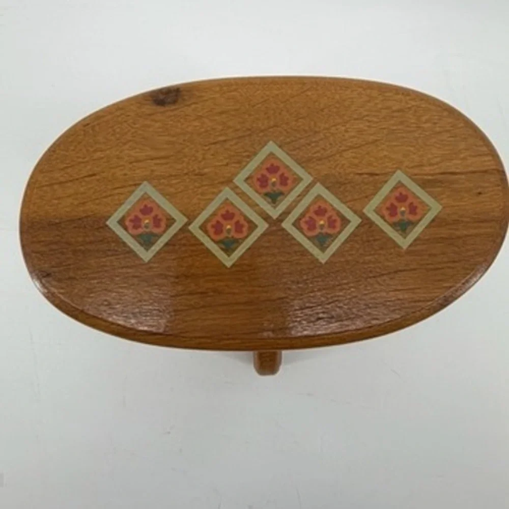 Roy & Marilyn Zimmerman 1991 Handcrafted Miniature Wood Oval Pedestal Table